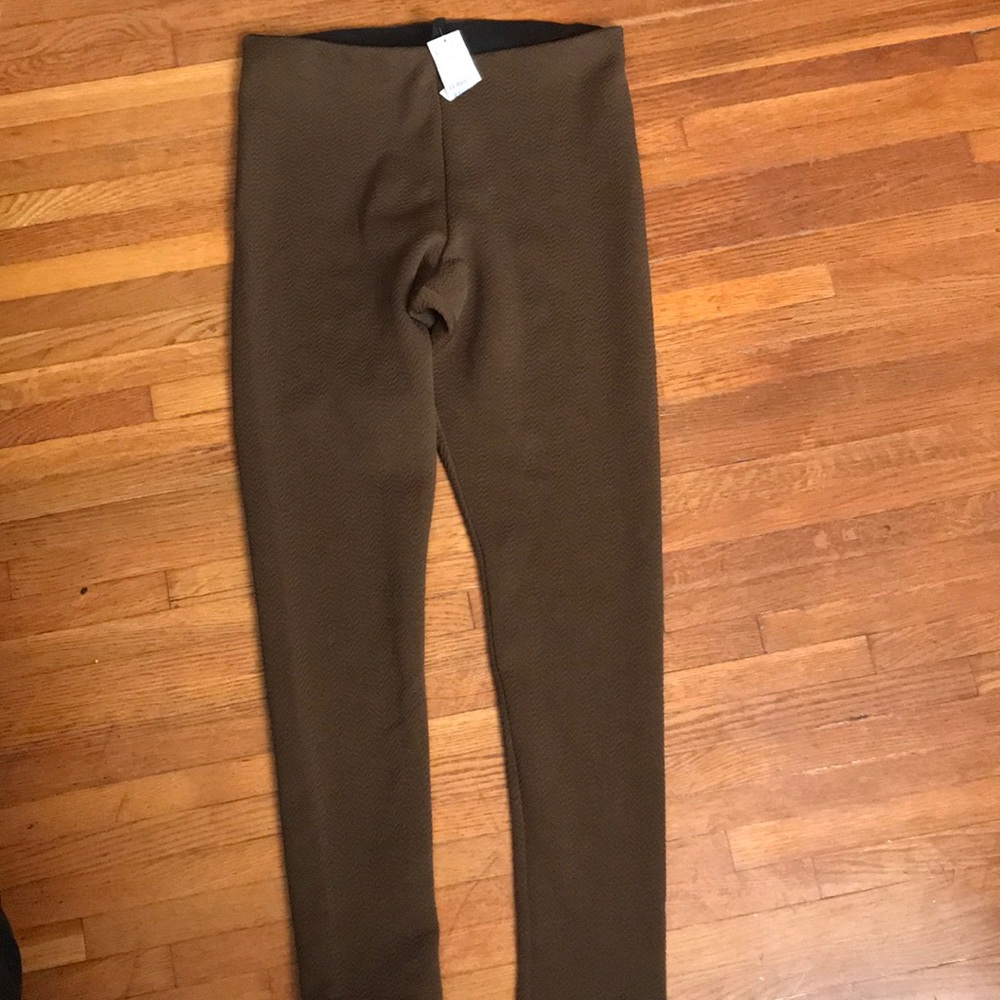 Brand new H&M Olive Textured Leggings
